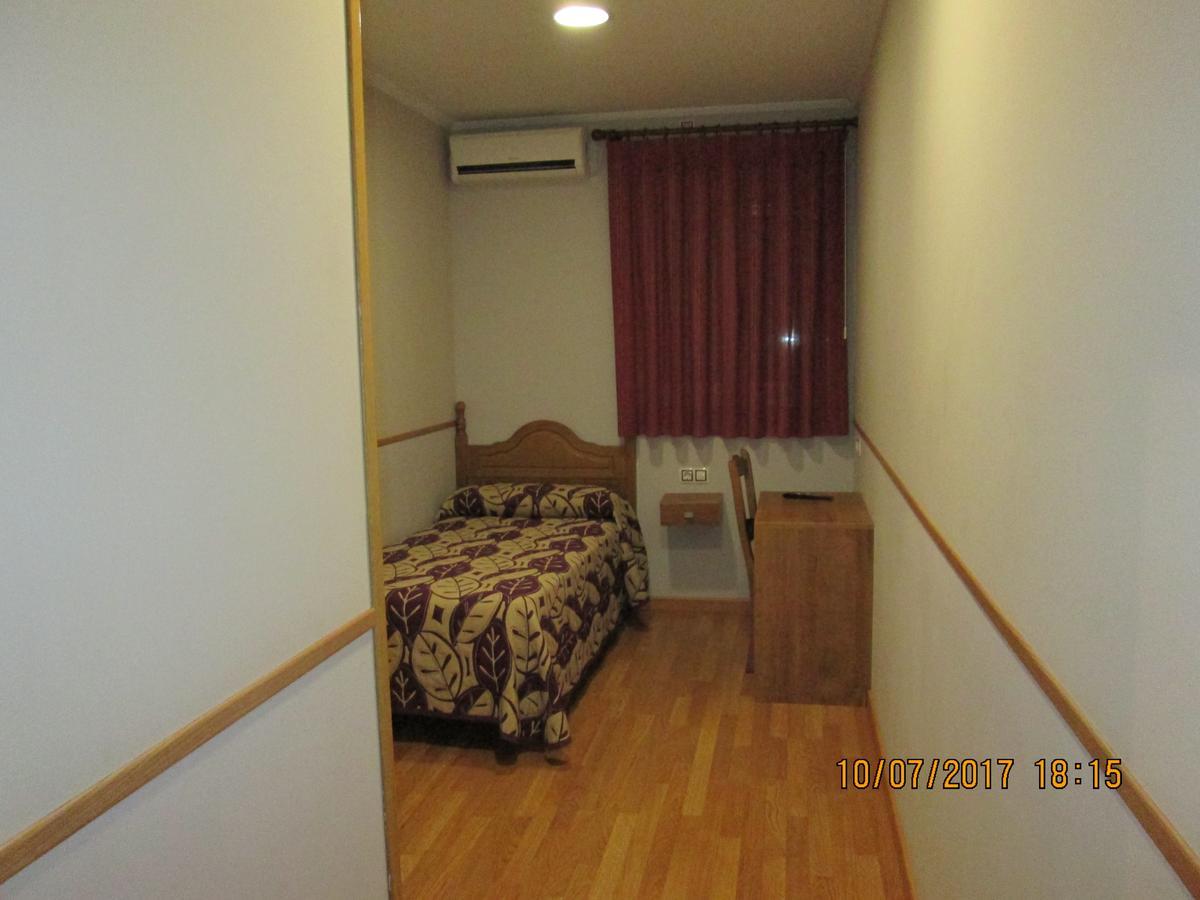 Hostal Banderas Фуэнсанта-де-Мартос Экстерьер фото